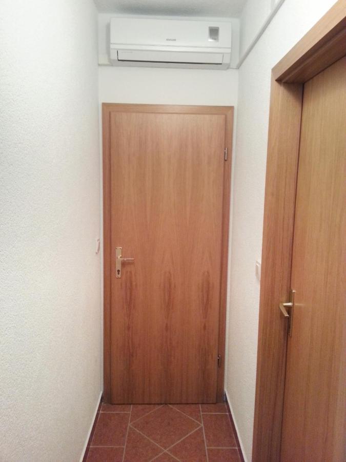 Apartments By The Sea Metajna, Pag - 6465 Zewnętrze zdjęcie