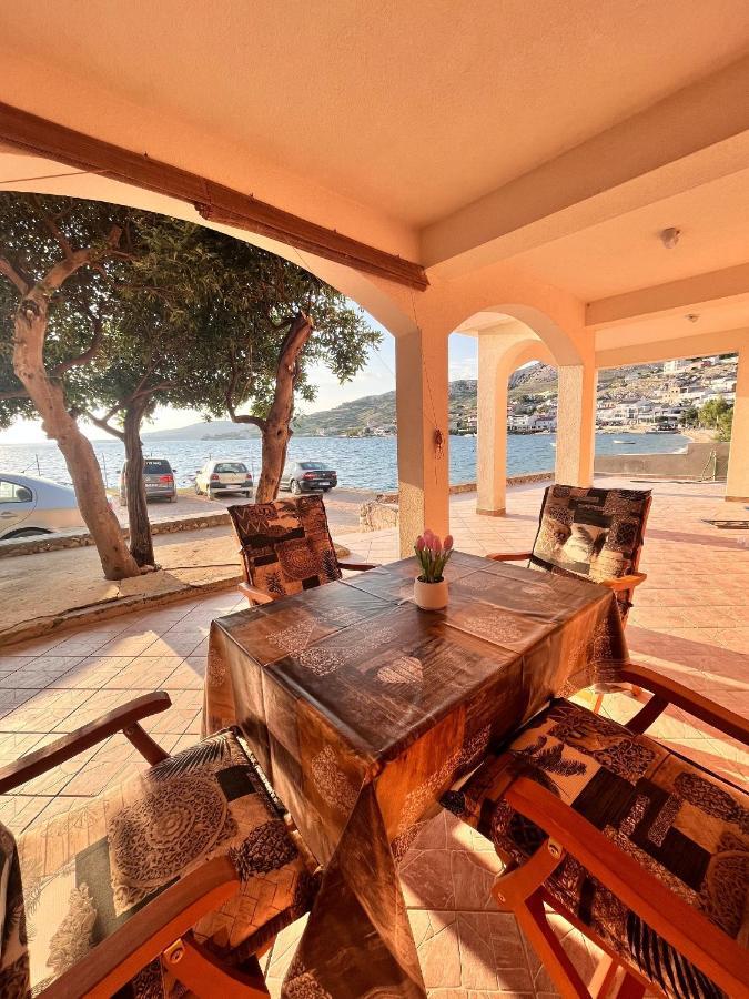 Apartments By The Sea Metajna, Pag - 6465 Zewnętrze zdjęcie